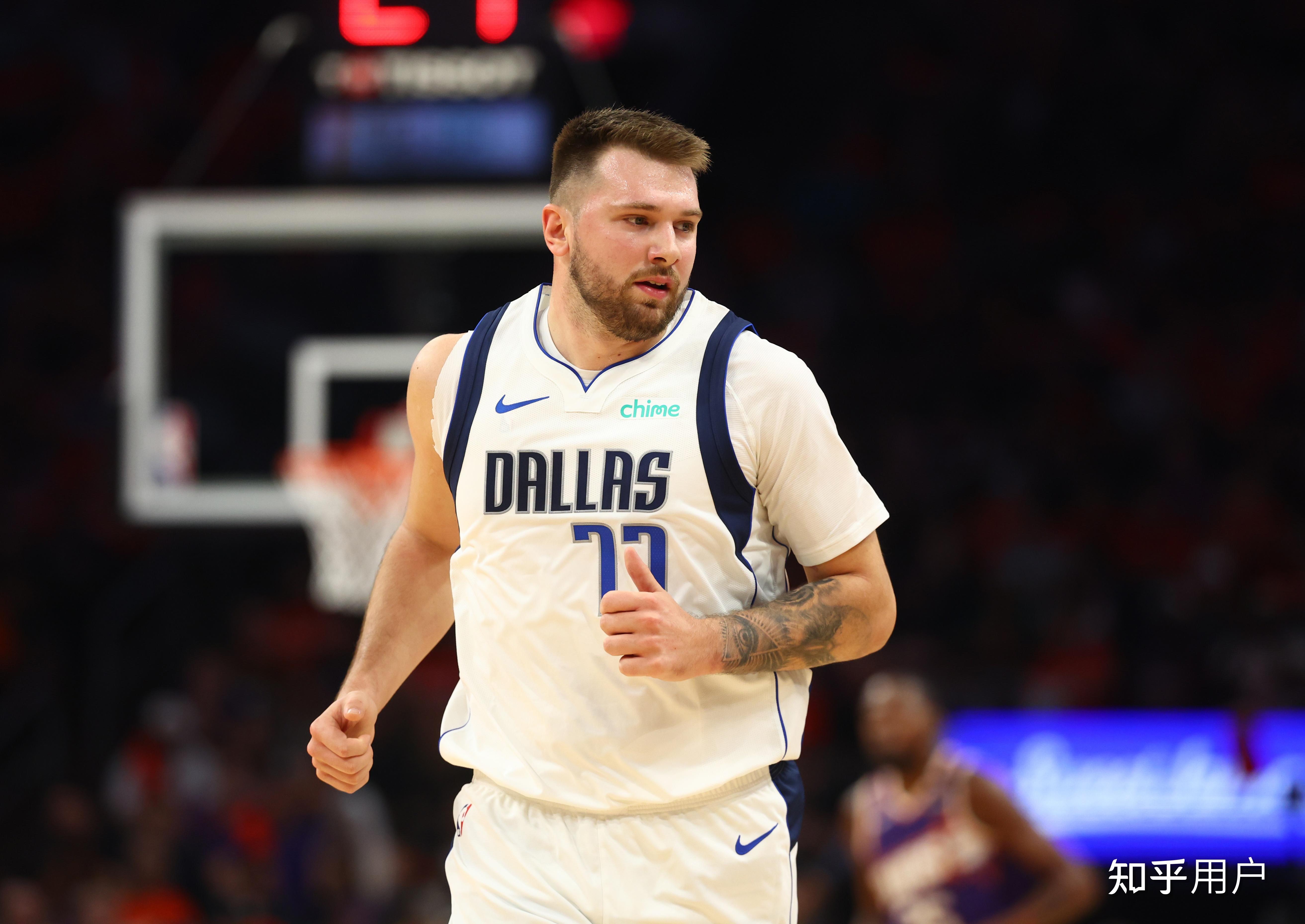 关于杜兰特回归赛场，关键助攻首场状态亮眼，独行侠观众沸腾！的信息-9游官网